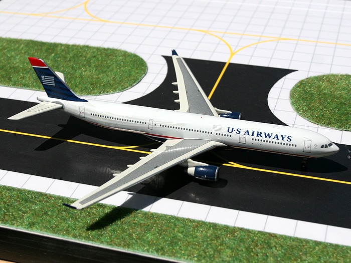 GJ70812 GEMINI JETS US AIRWAYS / USエアウェイズ A330-300 N273AY 1:400 完売しました。 GEMINI JETS 1:400 US AIRWAYS / USエアウェイズ A330-300 亜鉛ダイキャスト製