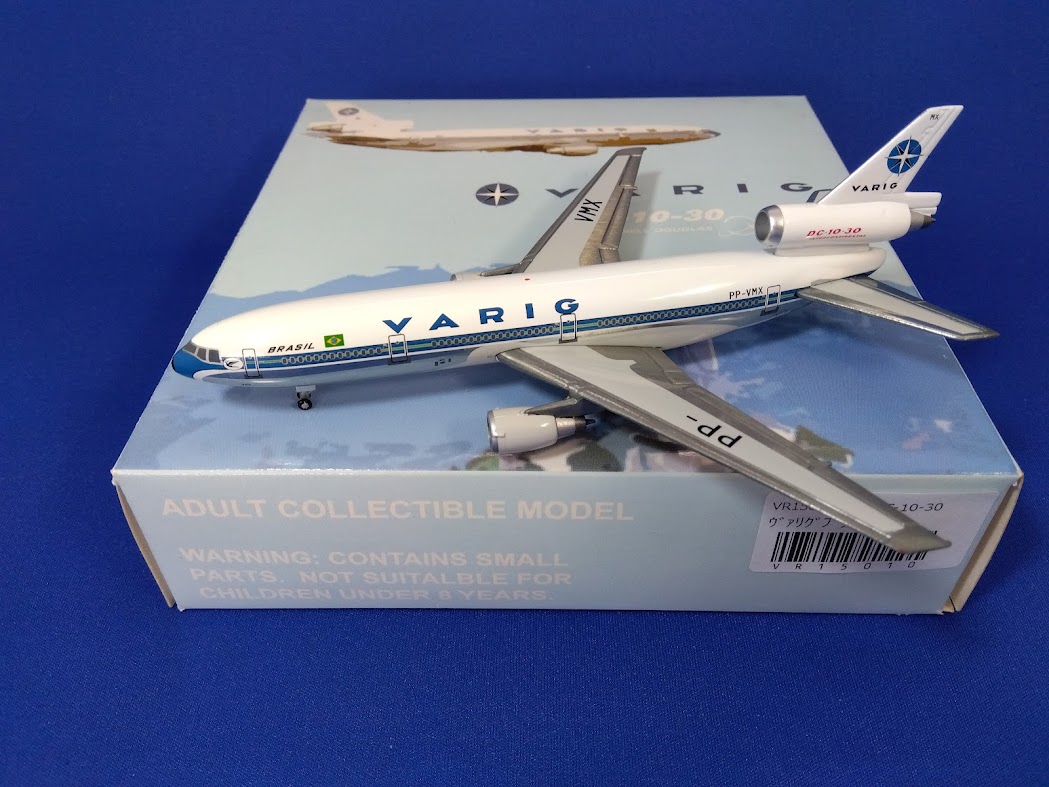 VR15010 SKY JETS Varig / ヴァリグブラジル航空 DC-10-30 PP-VMX 1:400 完売しました。  1:400 Varig / ヴァリグブラジル航空 DC-10 亜鉛ダイキャスト製