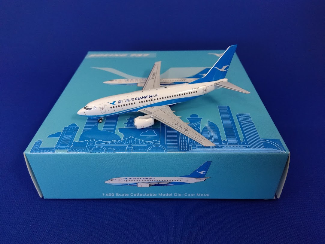 WM00005 PandaModel Xiamen Airlines / 厦門航空/アモイ航空 B737-700 B-2999 1:400 完売しました。 Panda Models 1:400 Xiamen Airlines / 厦門航空/アモイ航空 737-700 亜鉛ダイキャスト製