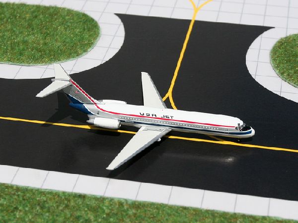 GJ70517 GEMINI JETS USA JET / USAジェット DC-9-30 N208US 1:400 メーカー完売 GEMINI JETS 1:400 USA JET / USAジェット DC-9 亜鉛ダイキャスト製