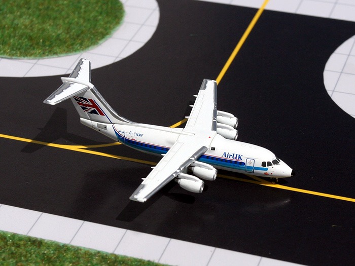 GJ70766 GEMINI JETS AIR UK / エアUK BAE146-200 G-CNMF 1:400 完売しました。