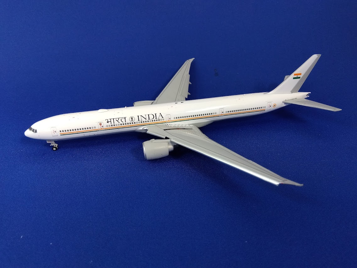 LH4179A JCWING INDIA / インド政府専用機 B777-300ER VT-ALW Flap Down 1:400 メーカー完売 JC WING 1:400 INDIA / インド政府専用機 777-300 亜鉛ダイキャスト製