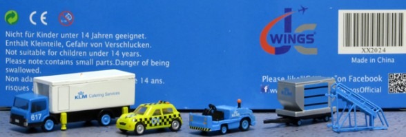 XX2024 JCWING 空港アクセサリー KLM GSEセット4 1:200 メーカー完売 JC WING 1:200   プラスチック製