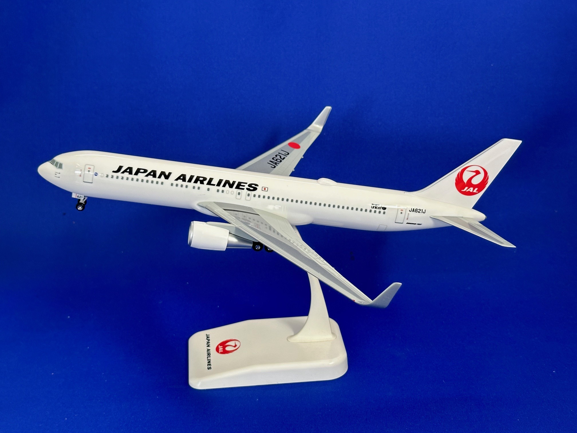 BJQ2062 JALUX企画品 (EVER RISE) JAL / 日本航空 B767-300ER JA621J 組立品 スナップインモデル 1:200 完売しました。 JALUX 1:200 JAL Japan Airlines  / 日本航空 767-300 プラスチック製