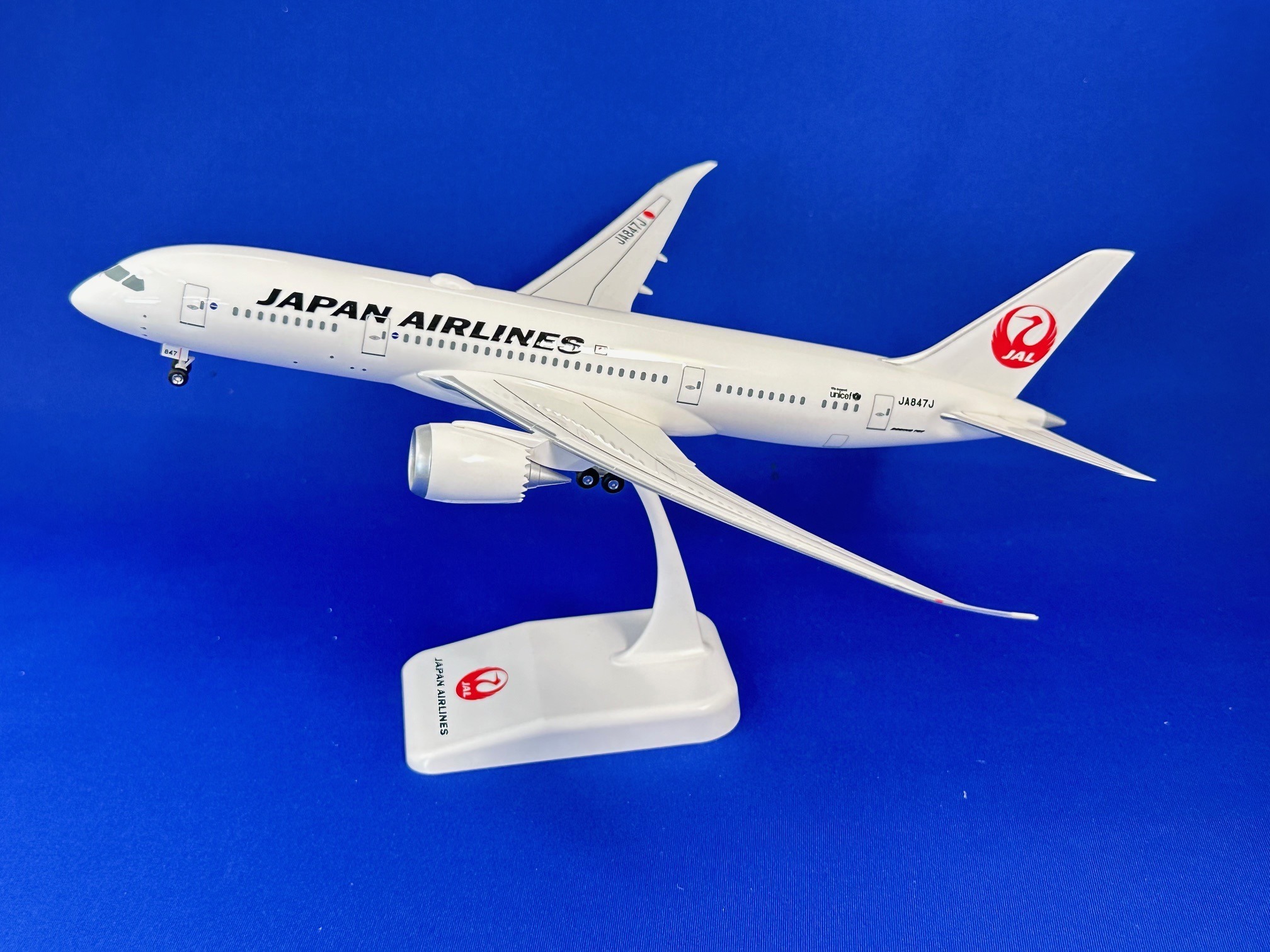 BJQ2063 JALUX企画品 (EVER RISE) JAL / 日本航空 B787-8 JA847J 組立品 スナップインモデル 1:200 お取り寄せ JALUX 1:200 JAL Japan Airlines  / 日本航空 787-8 プラスチック製