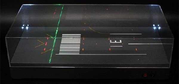 LH5002 JCWING Runway ショーケース RWY 31 1:500 LED照明付き メーカー完売