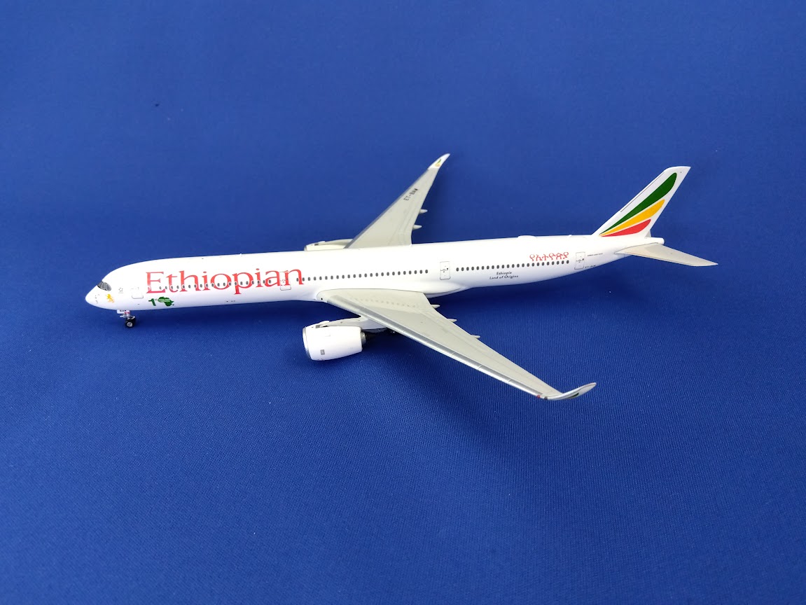 11920 Phoenix Ethiopian Airlines / エチオピア航空/エチオピアン 1st A350 in Africa A350-1000 ET-BAW 1:400 Phoenix 1:400 Ethiopian Airlines / エチオピア航空/エチオピアン A350-1000 亜鉛ダイキャスト製