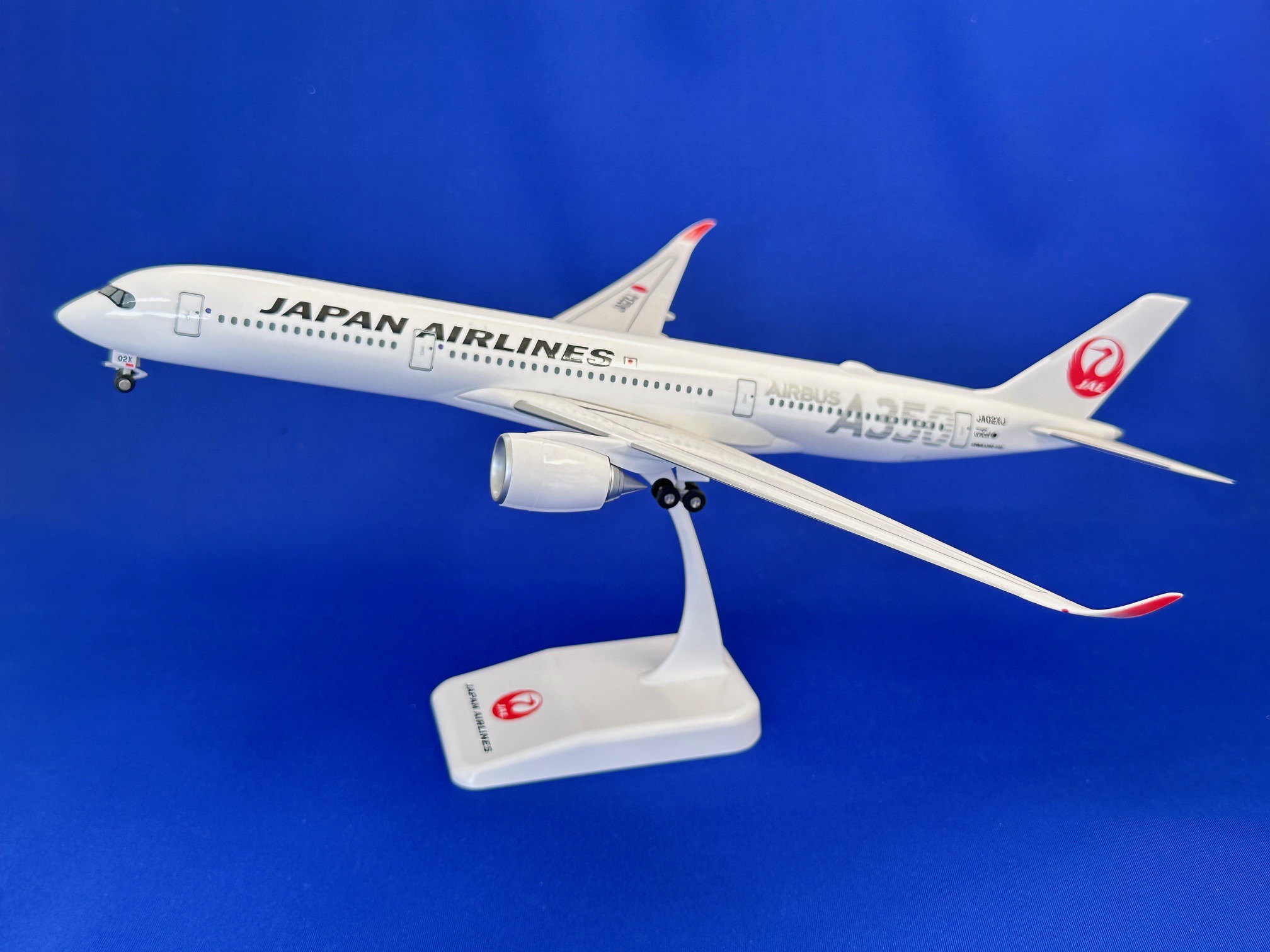 BJQ2054 JALUX企画品 (EVER RISE) JAL / 日本航空 2号機 A350-900 JA02XJ 組立品 スナップインモデル 1:200 完売しました。 JALUX 1:200 JAL Japan Airlines  / 日本航空 A350-900 プラスチック製