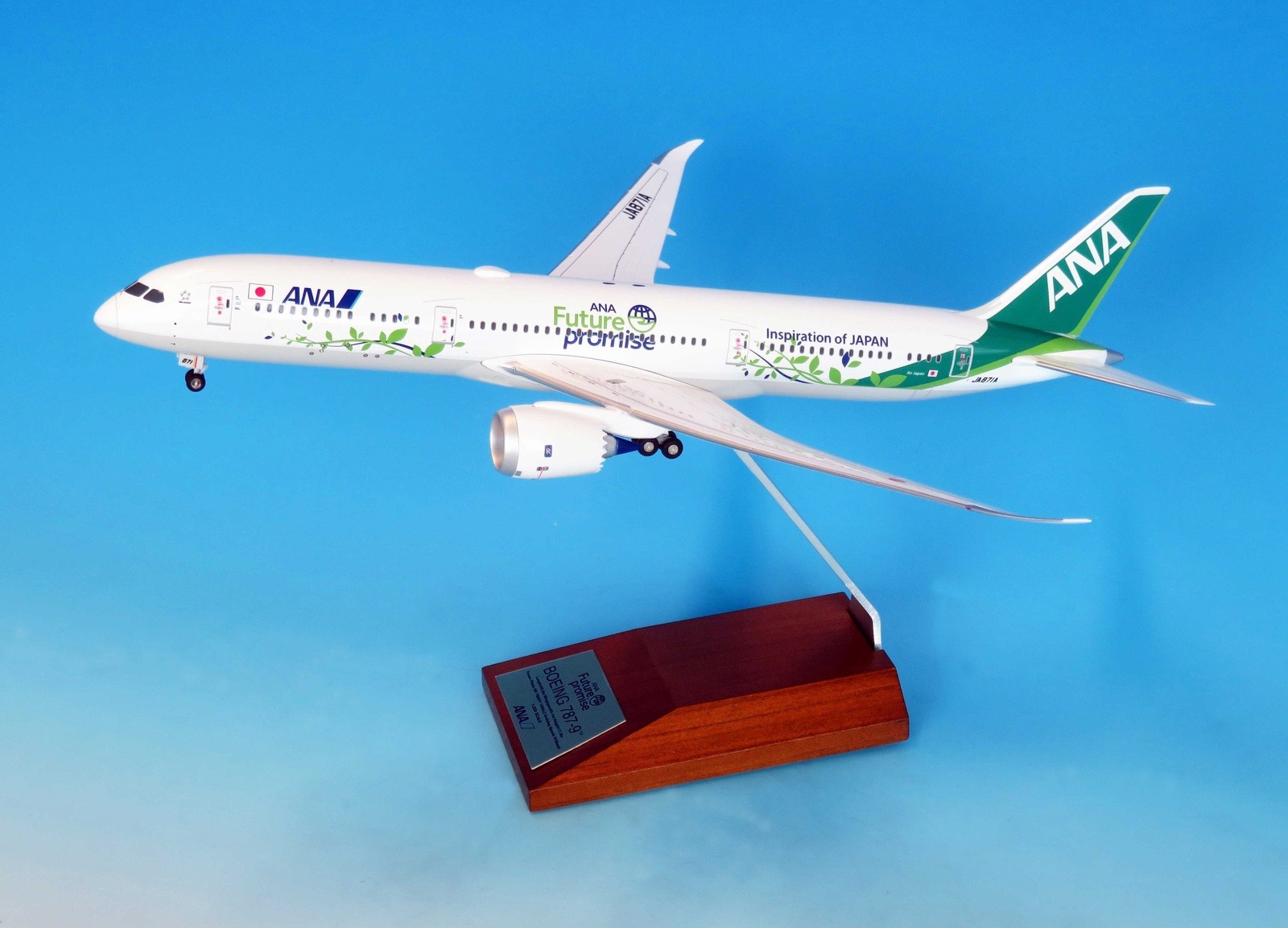 NH20221 全日空商事特注品 ANA All Nippon Airways / 全日空 B787-9 ANA FUTURE PROMISE JA871A 組立式スナップフィットモデル 木製スタンド付き(台座は木製、アーム部はアルミ製) 1:200 メーカー完売 全日空商事 1:200 ANA All Nippon Airways / 全日空 787-9 プラスチック製
