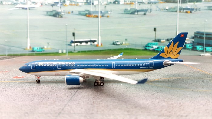 11278 Phoenix Vietnam Airlines / ベトナム航空 A330-200 VN-A376 1:400 完売しました。 Phoenix 1:400 Vietnam Airlines / ベトナム航空 A330-200 亜鉛ダイキャスト製