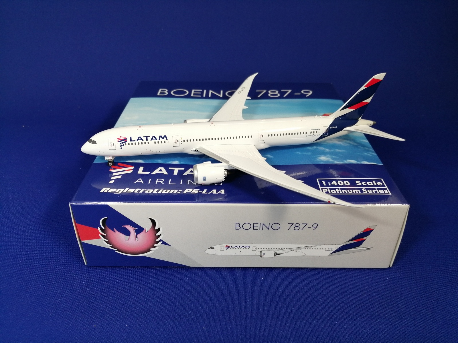 11712 Phoenix LATAM Airlines / ラタム航空 B787-9 PS-LAA 1:400 お取り寄せ Phoenix 1:400 LATAM AIRLINES / ラタム航空 ランタム 787-9 亜鉛ダイキャスト製