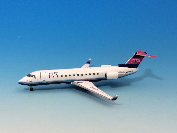 FW40002 GEMINI JETS IBEX AIRLINES / アイベックスエアラインズ CRJ-100 JA02RJ 1:400 完売しました。 Crosswing (Original) 1:400 IBEX AIRLINES / アイベックスエアラインズ CRJ100 亜鉛ダイキャスト製