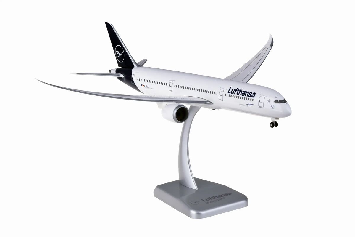 DLH028 Hogan ホーガン / LIMOX Lufthansa / ルフトハンザ B787-9 D-ABPD 組立式 ランディングギア・スタンド付 1:200 完売しました。