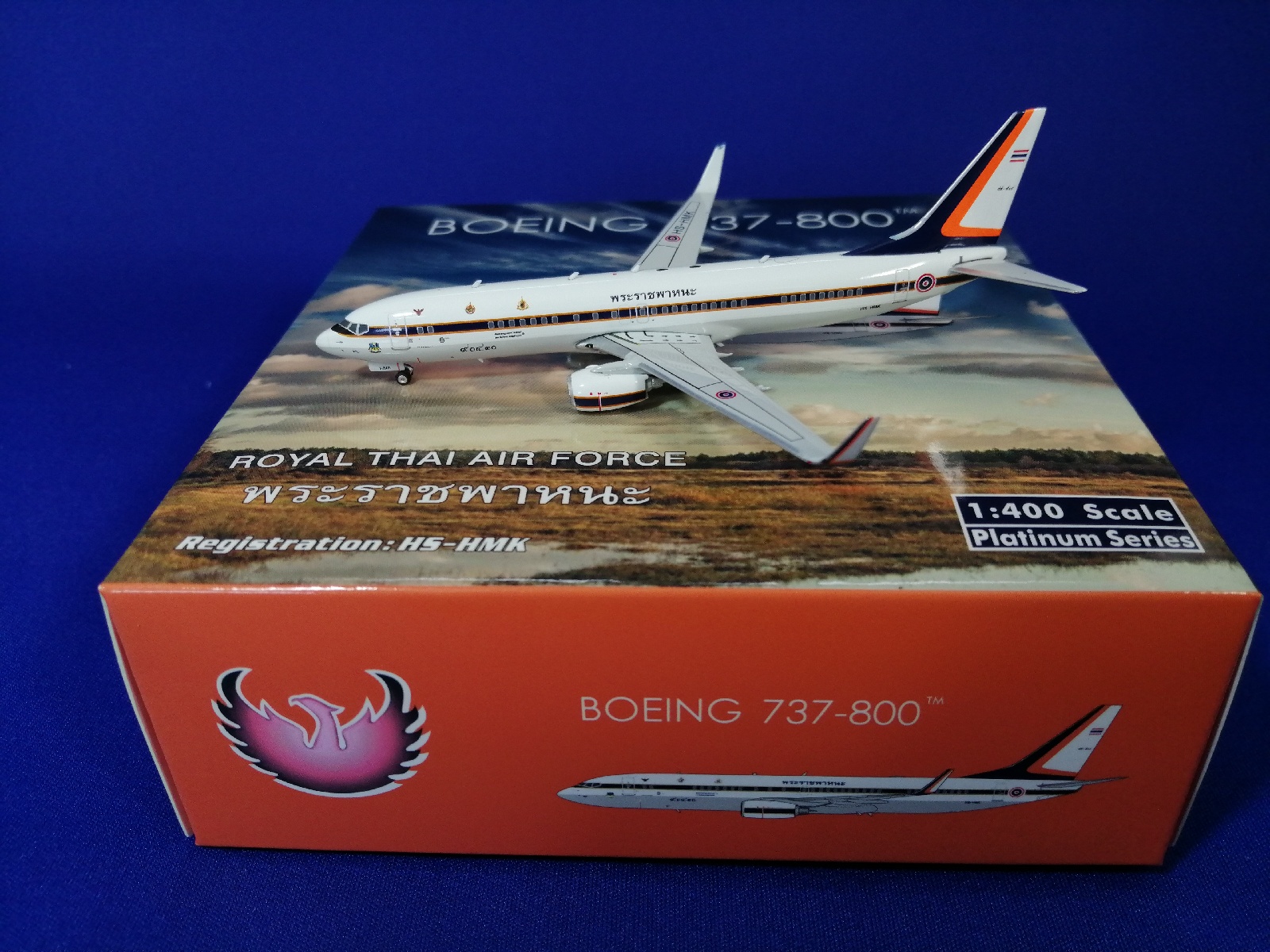 11673 Phoenix Royal Thai Air Force / タイ王国空軍 B737-800 HS-HMK 1:400 完売しました。 Phoenix 1:400 Royal Thai Air Force / タイ王国空軍 737-800 亜鉛ダイキャスト製