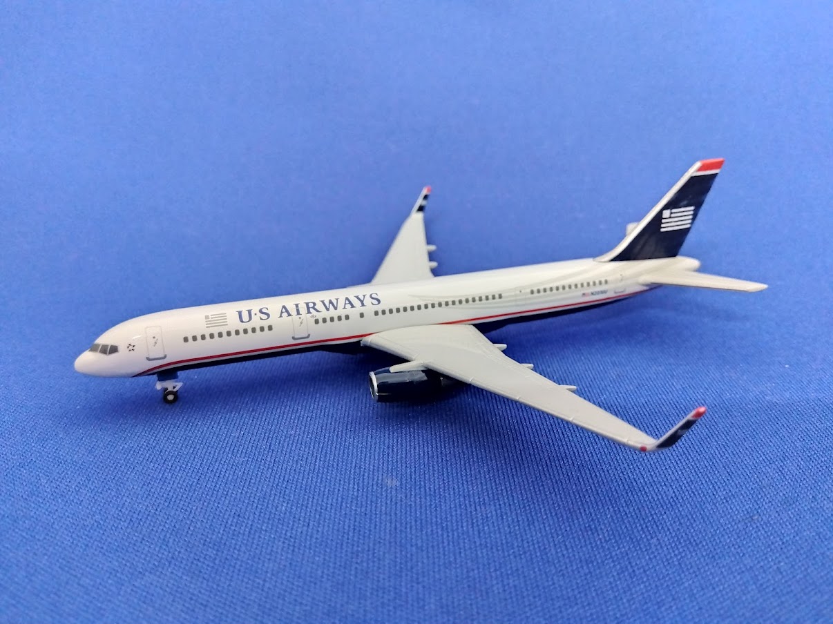 503228 Herpa US AIRWAYS / USエアウェイズ B757-200 N201UU 1:500 完売しました。 Herpa 1:500 US AIRWAYS / USエアウェイズ 757-200 亜鉛ダイキャスト製