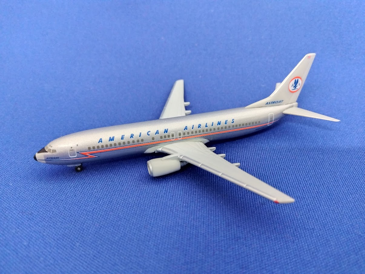 505765 Herpa American Airlines / アメリカン航空 ASTROJET B737-800 N951AA 1:500 完売しました。 Herpa 1:500 American Airlines / アメリカン航空 737-800 亜鉛ダイキャスト製