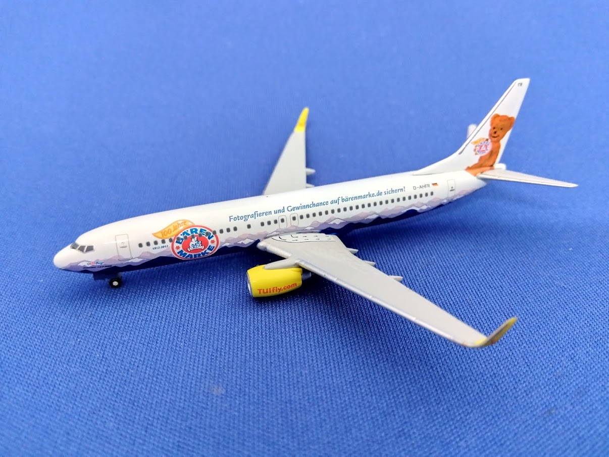 523400 Herpa TUIFLY / トゥイフライ 100Jaher Barenmark B737-800 D-AHFR 1:500 メーカー完売