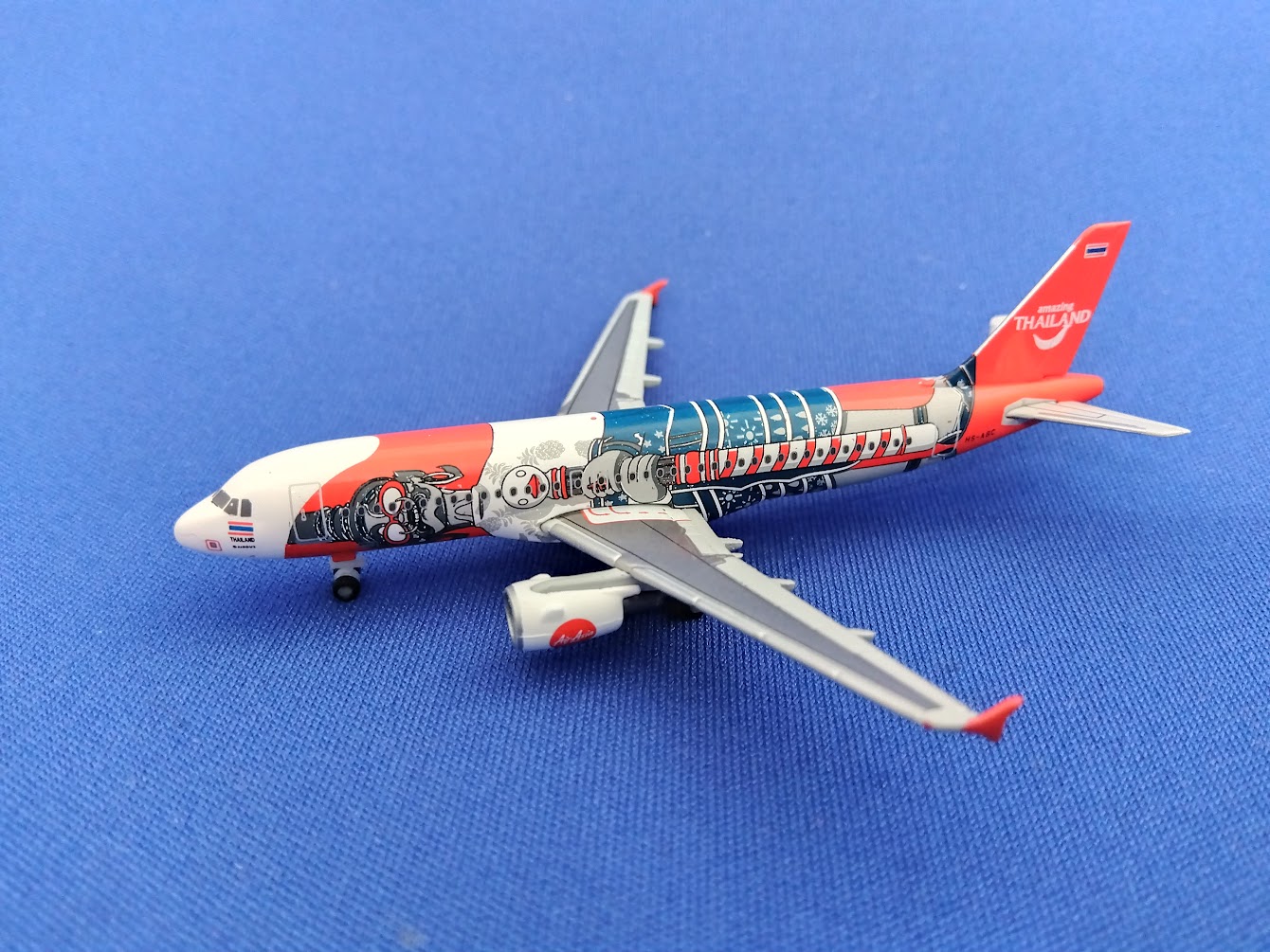 531702 Herpa CLUB MODELS THAI AIRASIA / タイ エアアジア Amazing Thailand A320 HS-ABC プラスチック製スタンド付 1:500 メーカー完売 Herpa CLUB MODELS 1:500 THAI AIRASIA / タイ エアアジア A320 亜鉛ダイキャスト製
