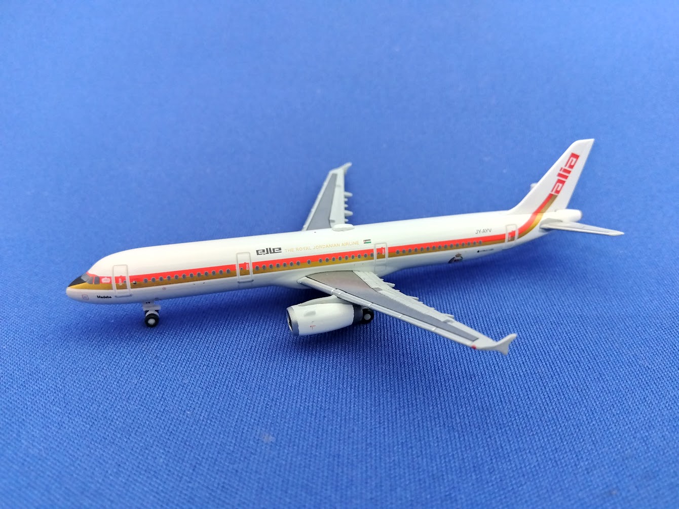 536462 Herpa CLUB MODELS Alia - Royal Jordanian Airline / アリア・ヨルダン航空 A321 JY-AYV プラスチック製スタンド付 1:500 完売しました Herpa CLUB MODELS 1:500 Alia - Royal Jordanian Airline / アリア・ヨルダン航空 A321 亜鉛ダイキャスト製