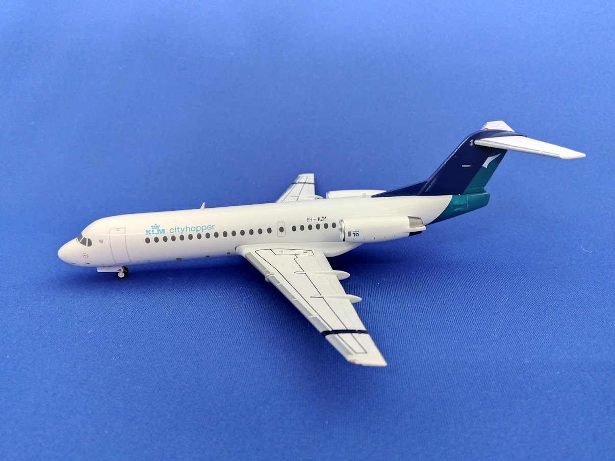 EW2F70003 JCWING KLM Cityhopper / KLMシティホッパー F-70 PH-KZM 1:200 メーカー完売 JC WING 1:200 KLM Cityhopper / KLMシティホッパー Fokker 70 亜鉛ダイキャスト製