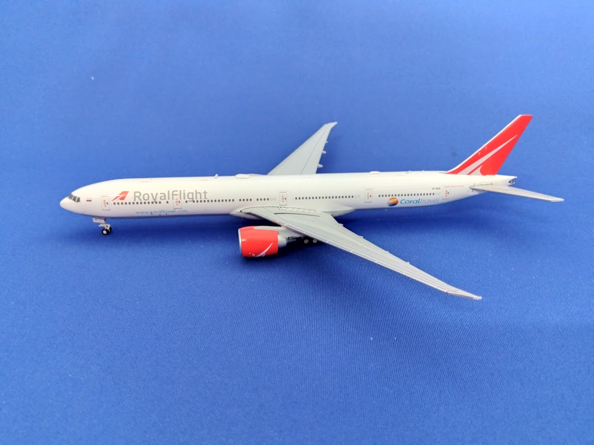 LH4259 JCWING Royal Flight / ロイヤル・フライト B777-300ER VP-BGK 1:400 メーカー完売 JC WING 1:400 Royal Flight of Oman / オマーン・ロイヤル・フライト 777-300 亜鉛ダイキャスト製