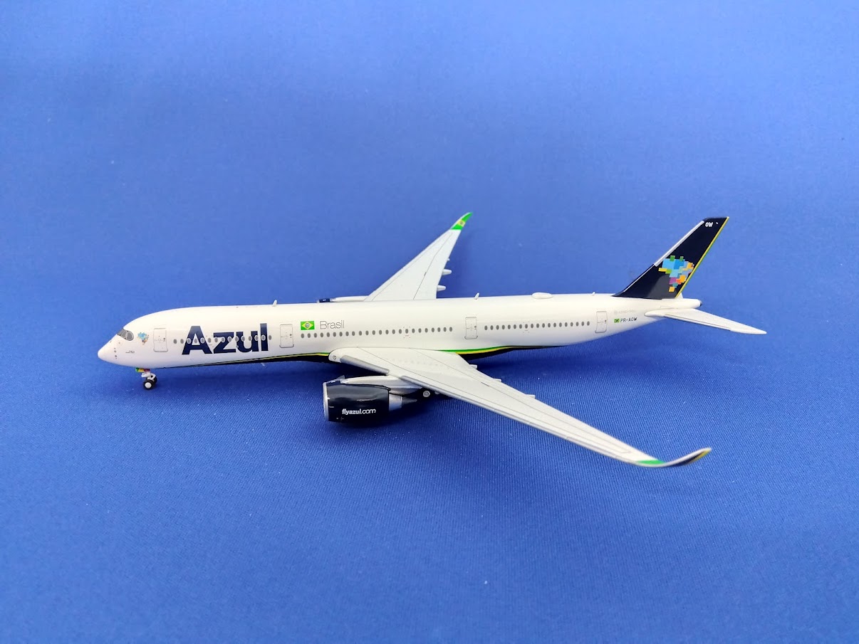 LH4323 JCWING Azul / アズールブラジル航空 A350-900XWB PR-AOW 1:400 メーカー完売 JC WING 1:400 Azul Brazilian Airlines / アズールブラジル航空 A350-900 亜鉛ダイキャスト製
