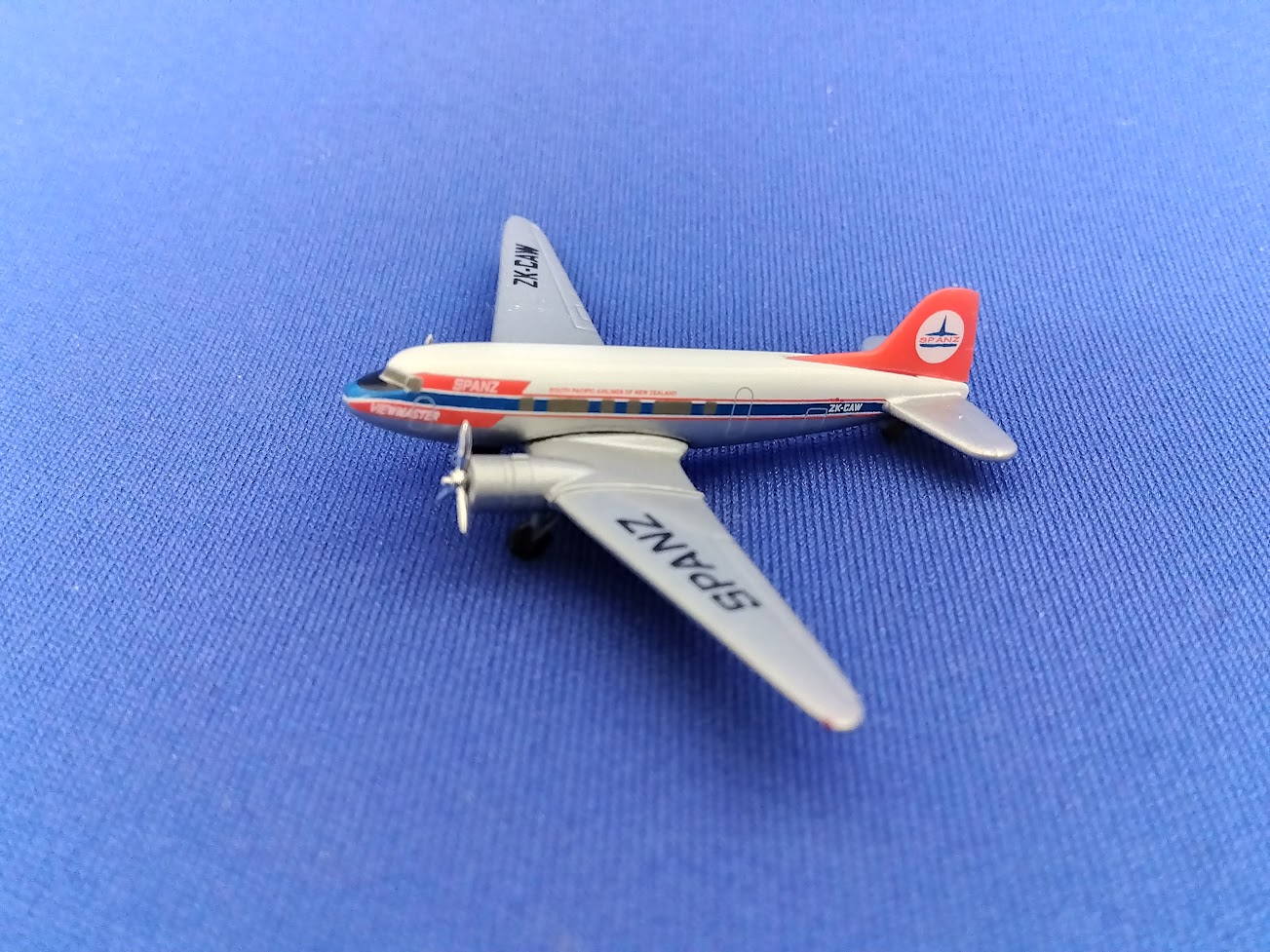 500227 Herpa SPANZ / スパンツ DC-3 ZK-CAW 1:500 Limited Edition 完売しました。 Herpa 1:500 SPANZ / スパンツ DC-3 亜鉛ダイキャスト製