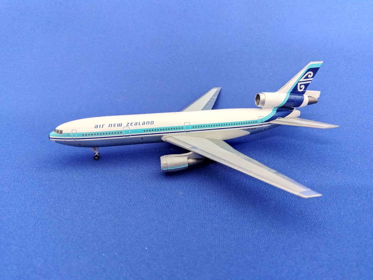 531887 Herpa Air New Zealand / ニュージーランド航空 DC-10-30 ZK-NZN 1:500 Limited Edition 完売しました。 Herpa 1:500 Air New Zealand / ニュージーランド航空 DC-10 亜鉛ダイキャスト製