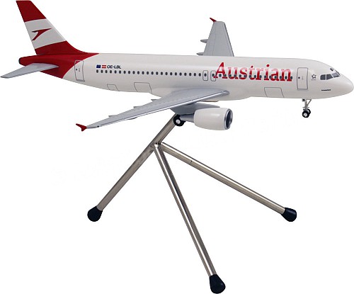 AUA002 Hogan ホーガン / LIMOX Austrian Airlines / オーストリア航空 A320-200 組立品 1:200 完売しました。 Hogan LIMOX 1:200 Austrian Airlines / オーストリア航空 A320 プラスチック製