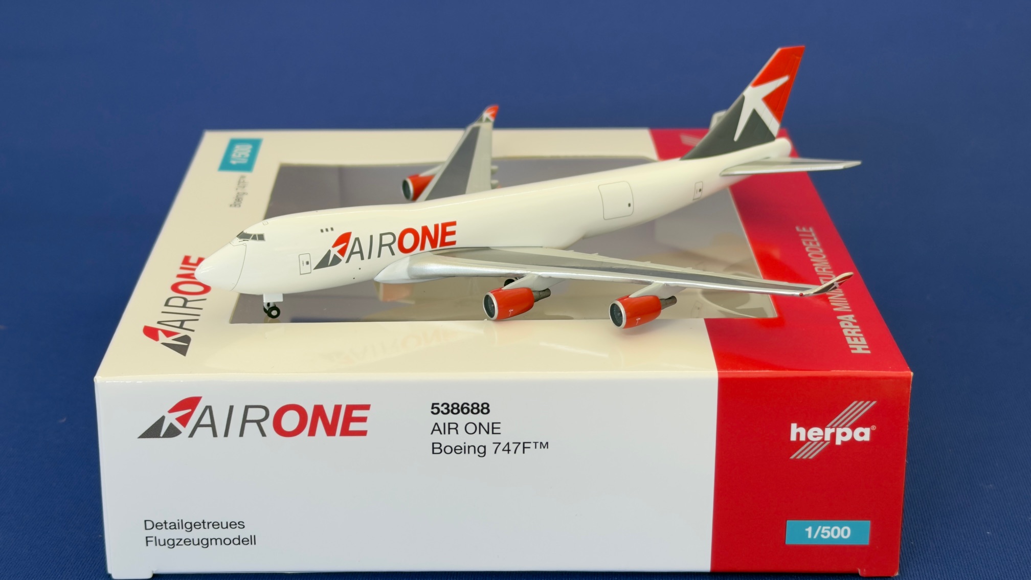 538688 Herpa CLUB MODELS AIR ONE Aviation / エアワン B747F 1:500 完売しました。