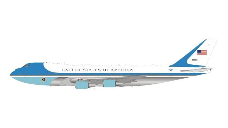 VC25A1126P IN Flight200 U.S. Air Force / アメリカ空軍 Air Force One VC-25A 28000 スタンド付き COIN付 1:200 予約