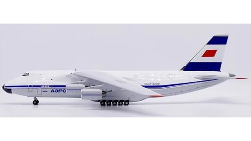 XX20699 JC WING Aeroflot / アエロフロート Blue Stripes AN-124 CCCP-82021 スタンド付 1:200 予約