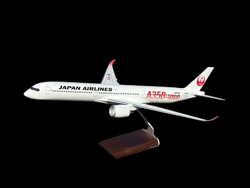 BJE3059 JALUX企画品 PACMIN JAL / 日本航空 A350-1000 JA02WJ Gradient Logo 1:100 組立品 木製スタンド付き