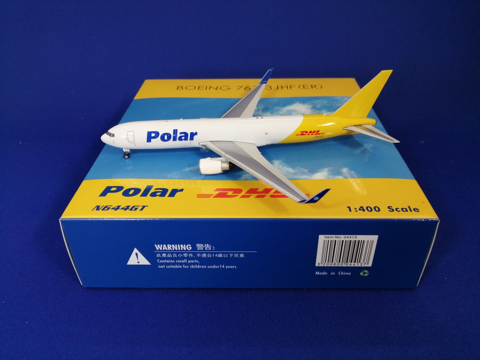 04413 Phoenix Polar Cargo DHL B767-300BDSF N644GT 1:400 お取り寄せ