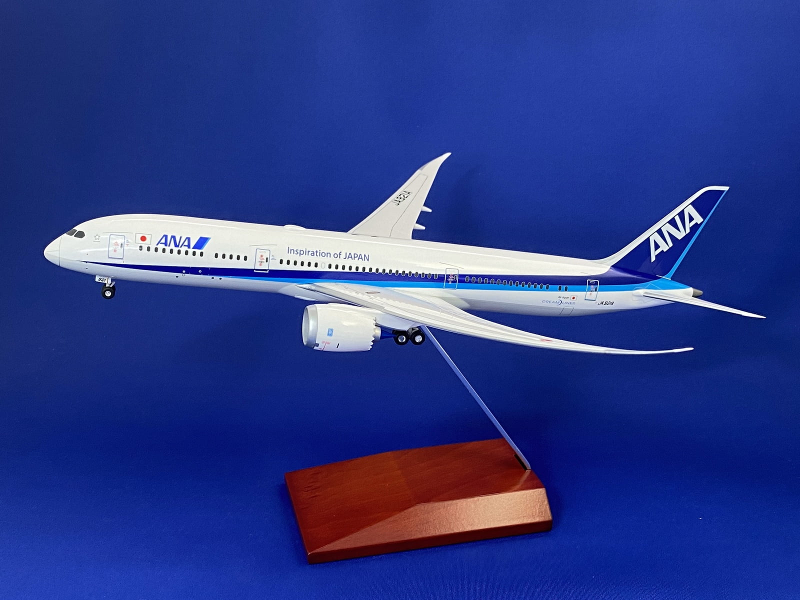 現状品】全日空商事 1/200 ANA BOEING ボーイング 787-9 #JA830A 