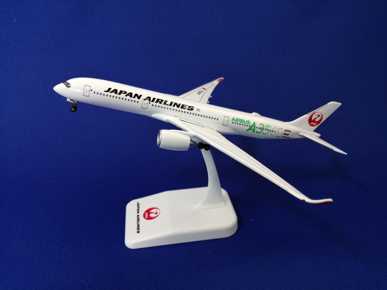 人気ブランド多数対象 JAL A350-900 AIRBUS 模型 JALUX 1 200 中古 2