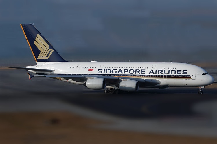 04469 Phoenix Singapore / シンガポール航空 A380 9V-SKW 1:400 完売