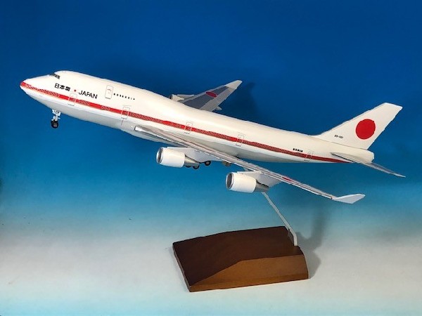 20-1102W EVER RISE 日本政府専用機 B747-400 20-1101 2号機 1:200 木製スタンド付 完売しました。