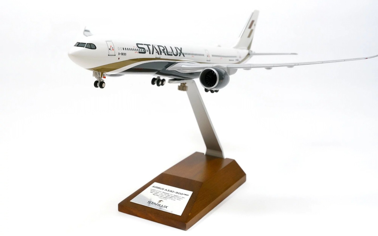 JX001 STARLUX Airlines (EVER RISE) 航空会社オフィシャルモデル