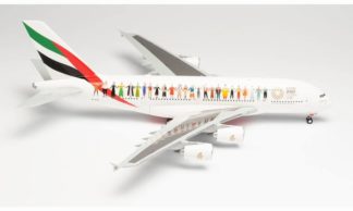 571692 Herpa Emirates A380 A6-EVB Year of Tolerance 1:200 お取り寄せ