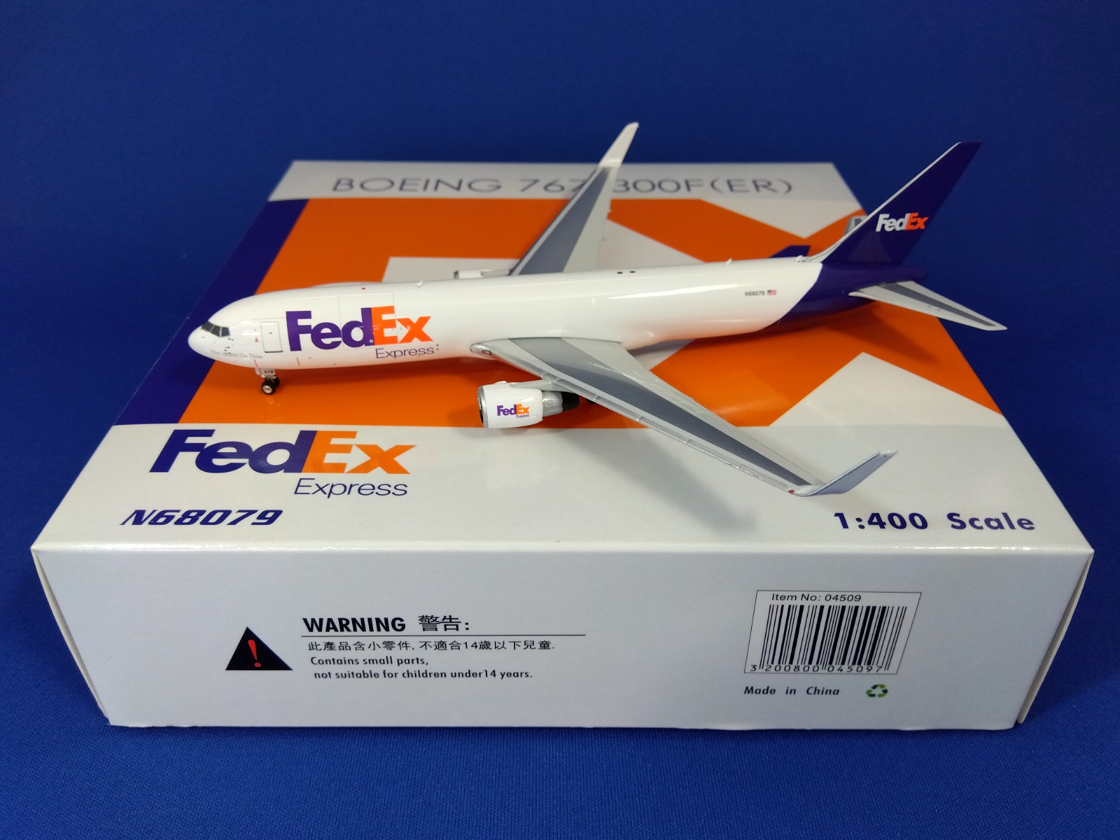 04509 Phoenix FedEx フェデックス B767-300ER N68079 1:400 お取り寄せ