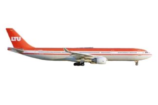 11827 Phoenix LTU International / LTUインターナショナル A330-300 D-AERG 1:400 お取り寄せ