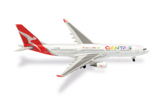 537148 Herpa Qantas Airways  / カンタス航空 A330-200 VH-EBL “Pride is in the Air” “Whitsundays” 1:500
