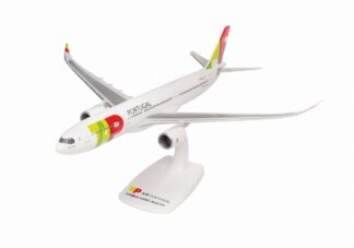612227-002 Herpa SNAPFIT TAP Air Portugal / TAPポルトガル航空 A330-900neo CS-TUS Infante D. Henrique 1:200 予約