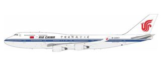 KJB744088 KJ MODELS AIR CHINA / 中国国際航空 B747-400 B-2447 1:200 予約