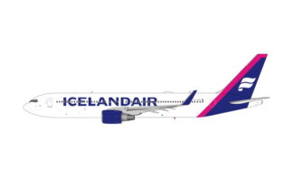 11911 Phoenix Icelandair / アイスランド航空 “Magenta” B767-300ER TF-ISO 1:400 予約