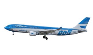 04600 Phoenix Aerolineas Argentinas / アルゼンチン航空 “Llevamos Campeones” A330-200 LV-KAO 1:400 予約