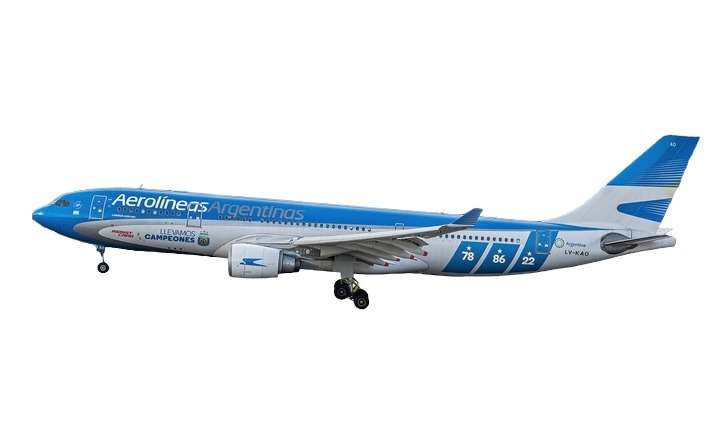 04600 Phoenix Aerolineas Argentinas / アルゼンチン航空 “Llevamos Campeones”  A330-200 LV-KAO 1:400 予約 – 航空機モデル専門店 クロスウイング