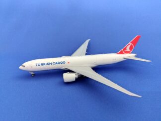 EW477L001 JCWING Turkish Cargo / ターキッシュ・カーゴ B777-200LCF TC-LJN 1:400 メーカー完売