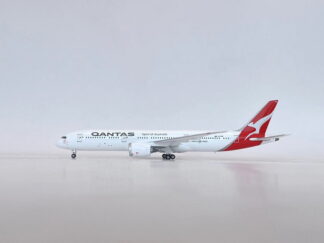 04620 Phoenix Qantas Airways / カンタス航空 Regular B787-9 VH-ZNN 1:400